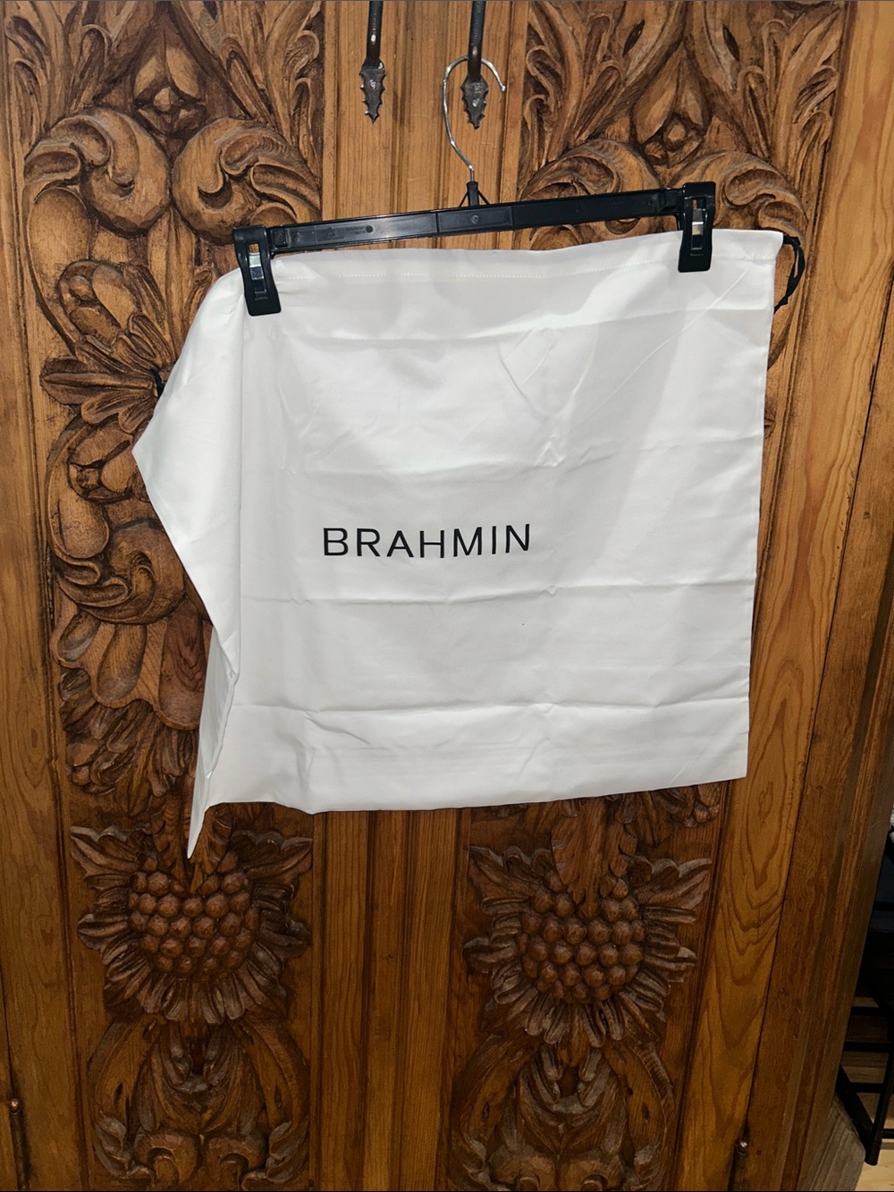 Brahmin dust bag - large